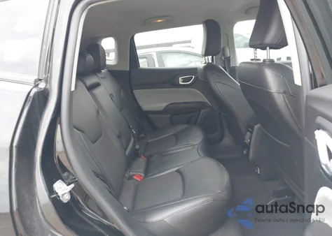 2022 Jeep Compass Latitude z USA, uszkodzony, nr VIN 3C4NJDBB4NT230062